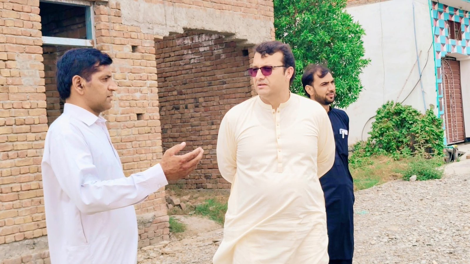 MANAGER QAISER BRIEFING CEO