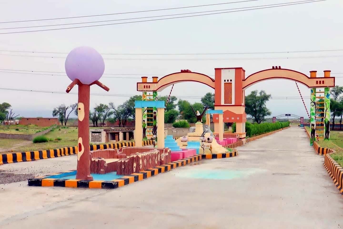 MODERN TOWN LINK ROAD